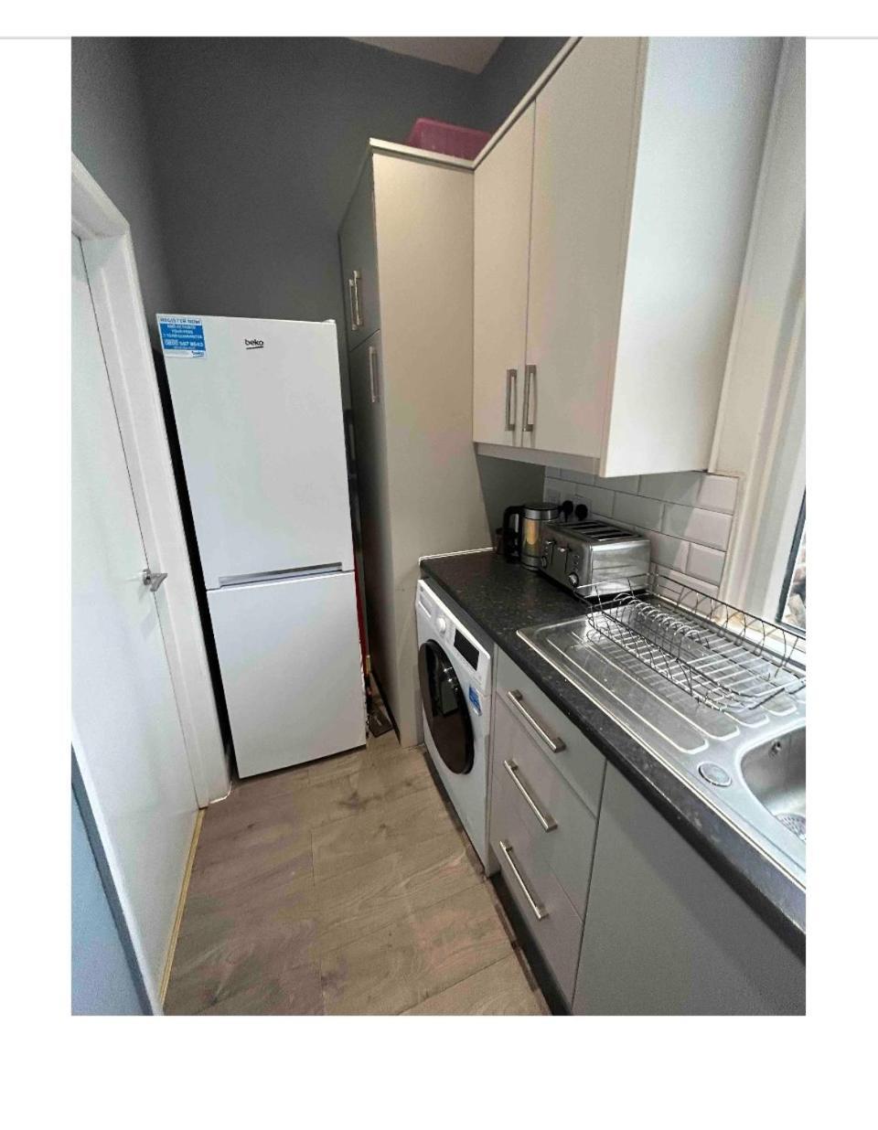 Central Locations 1 Bed Apartments Sleeps 4 런던 외부 사진