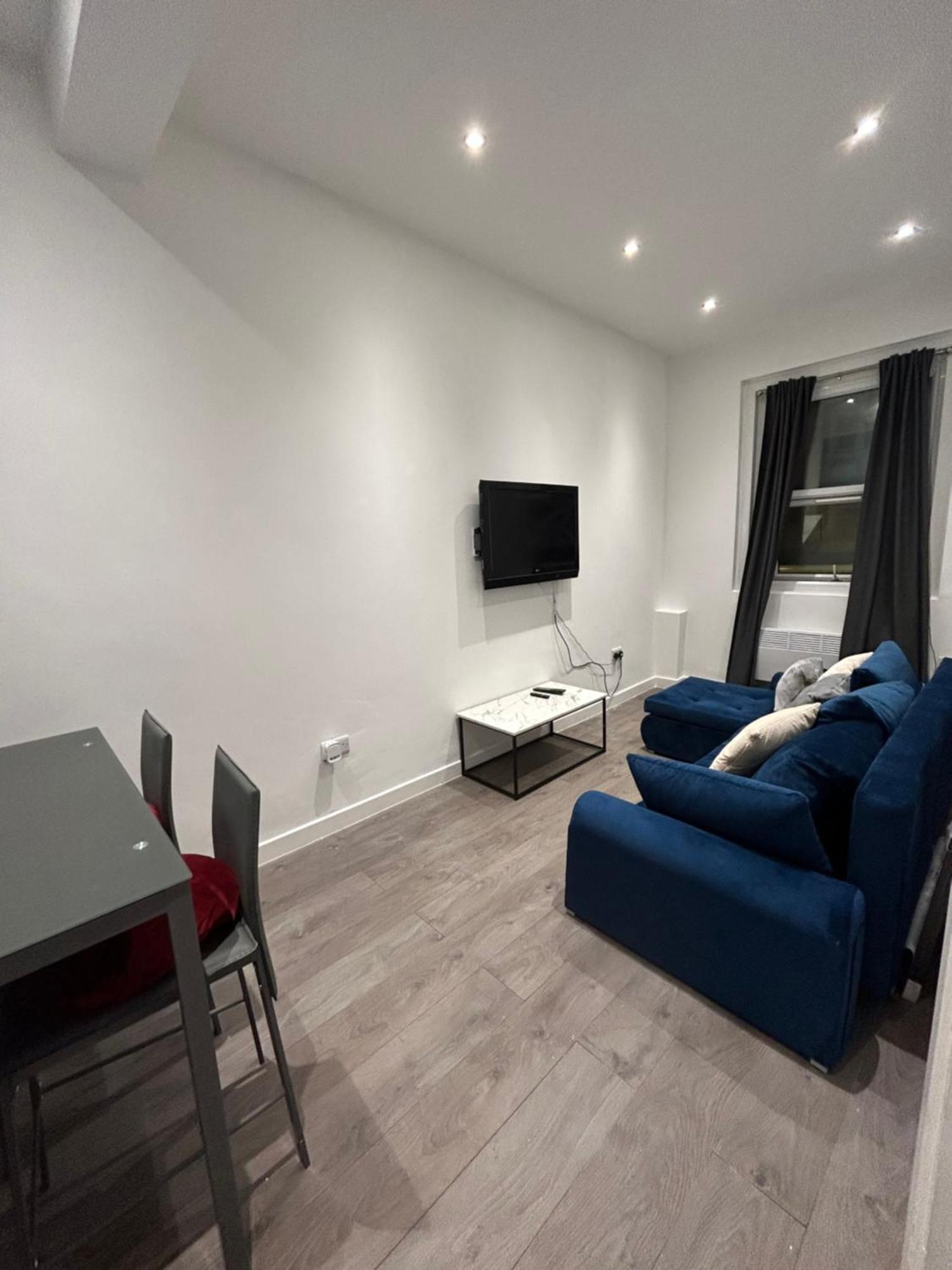 Central Locations 1 Bed Apartments Sleeps 4 런던 외부 사진